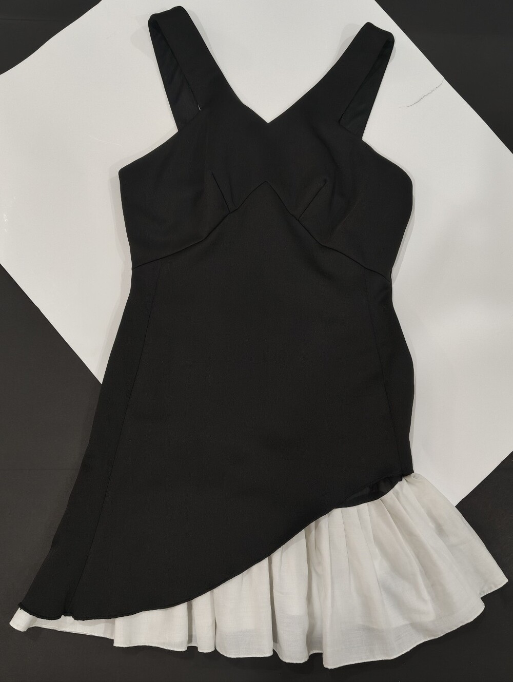 Chic Black Dress With White Tutu Ruffle